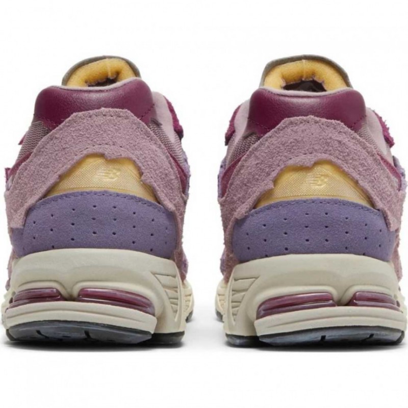 NEW BALANCE 2002R PROTECTION PINK